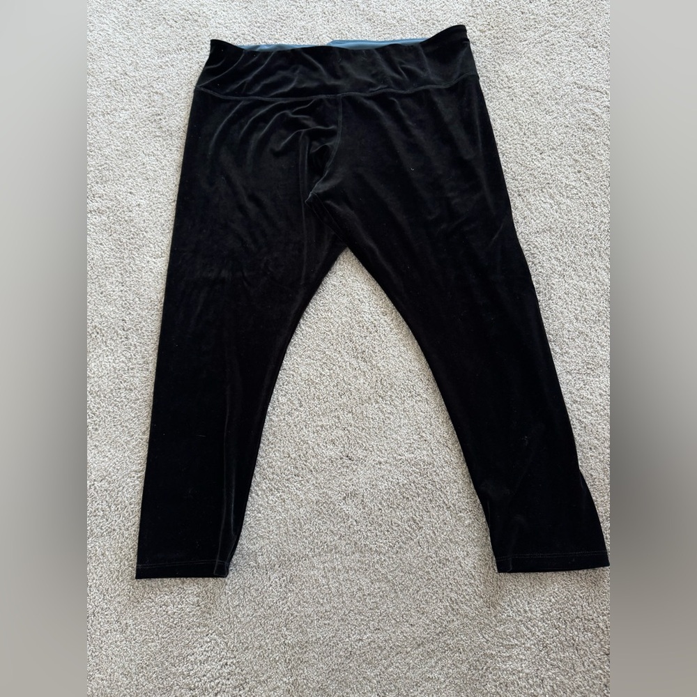 Women with Control Velvet Leggings size XLP